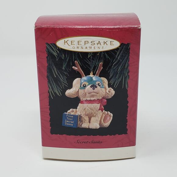 1994 Hallmark Secret Santa Handcrafted Keepsake Holiday Christmas Ornament. - Picture 1 of 8
